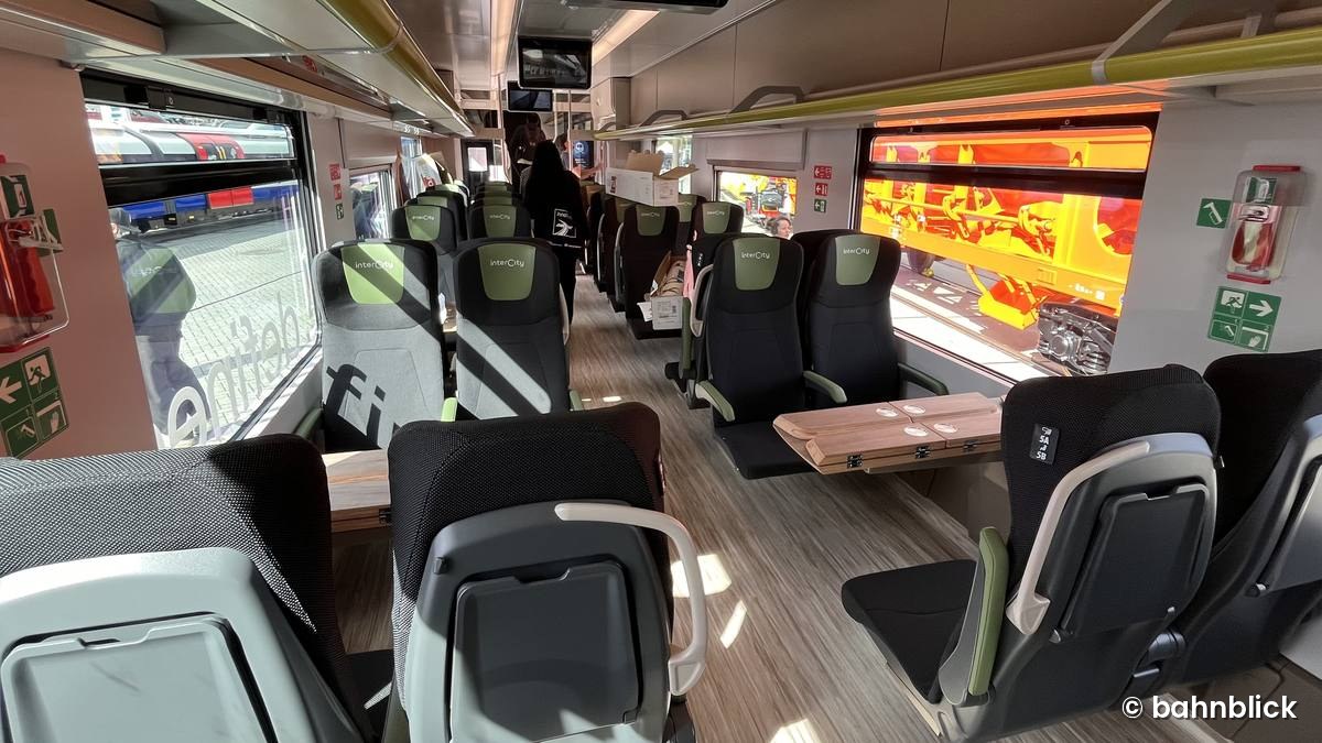 2.-Klasse-Innenraum Coradia InterCity