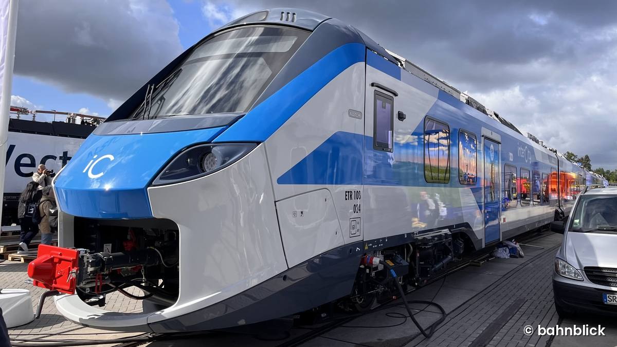 Der Alstom Coradia InterCity auf der InnoTrans